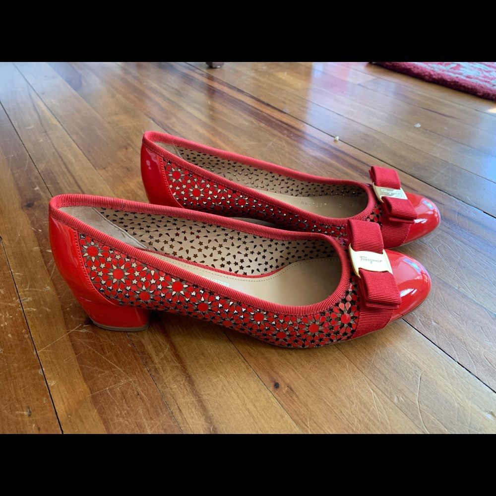Ferragamo block heel 8.5